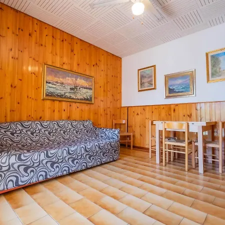 Locazione Turistica Indiana Apartman